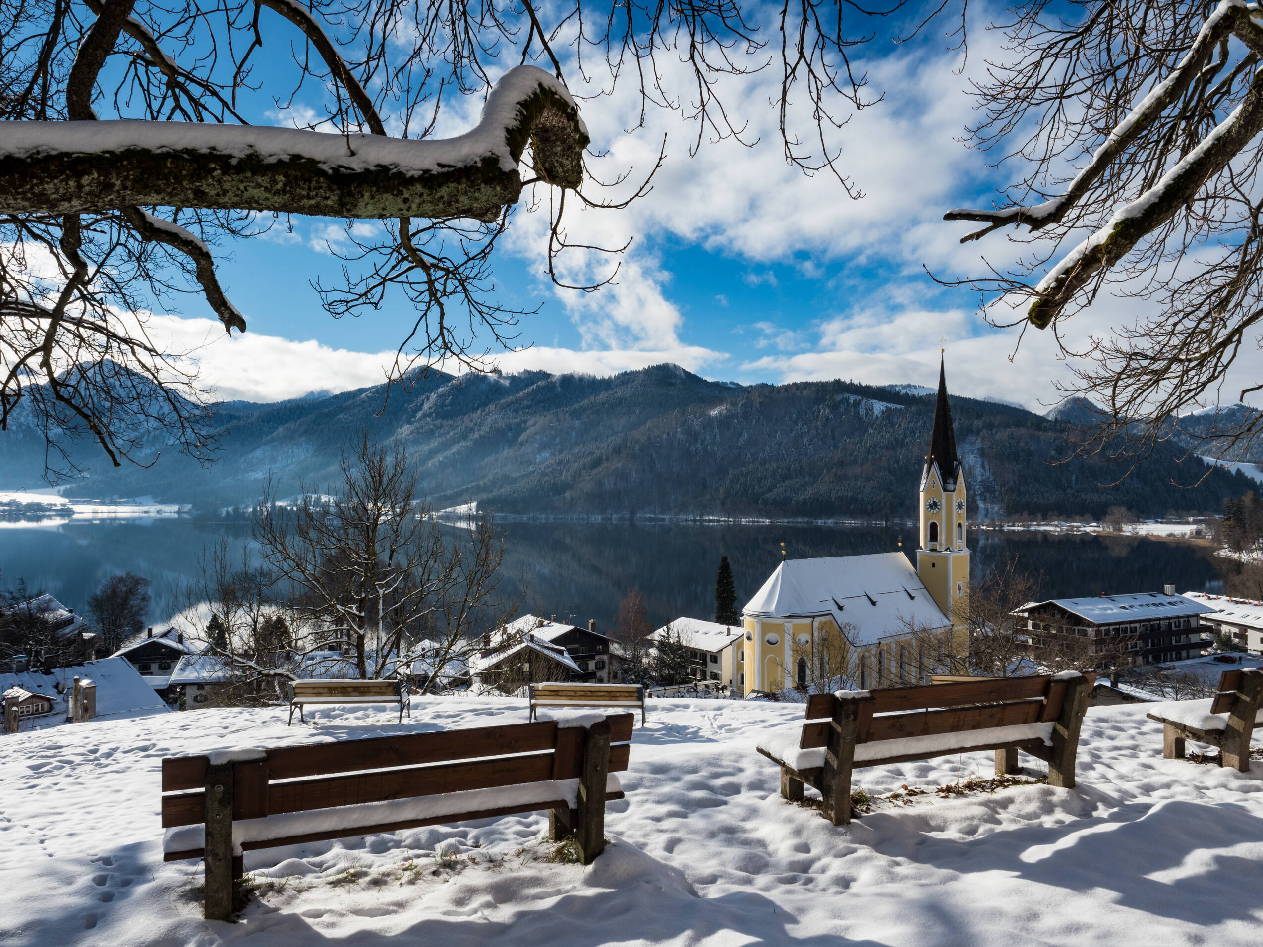 IStock 897570574 ra photos SCHLIERSEE